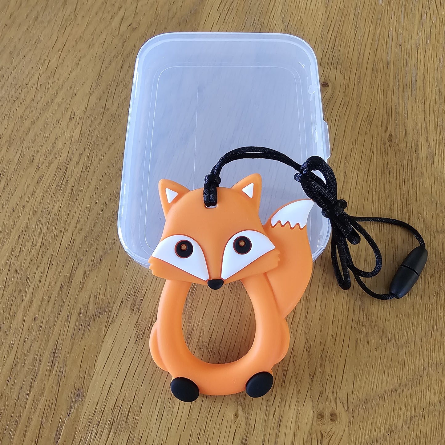 Chewable Necklace Combo with Hygiene Case